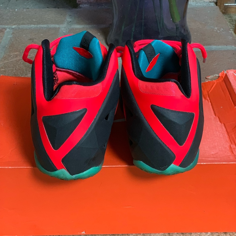 Nike Lebron XI (GS) - Picture 5 of 6